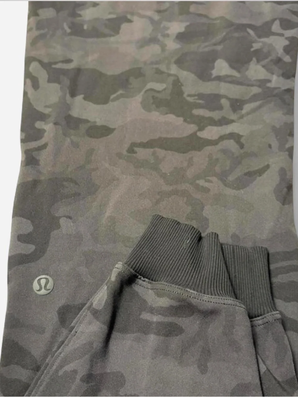 Lululemon Camo Print Drawstring Performance Jogger Pants Size 6